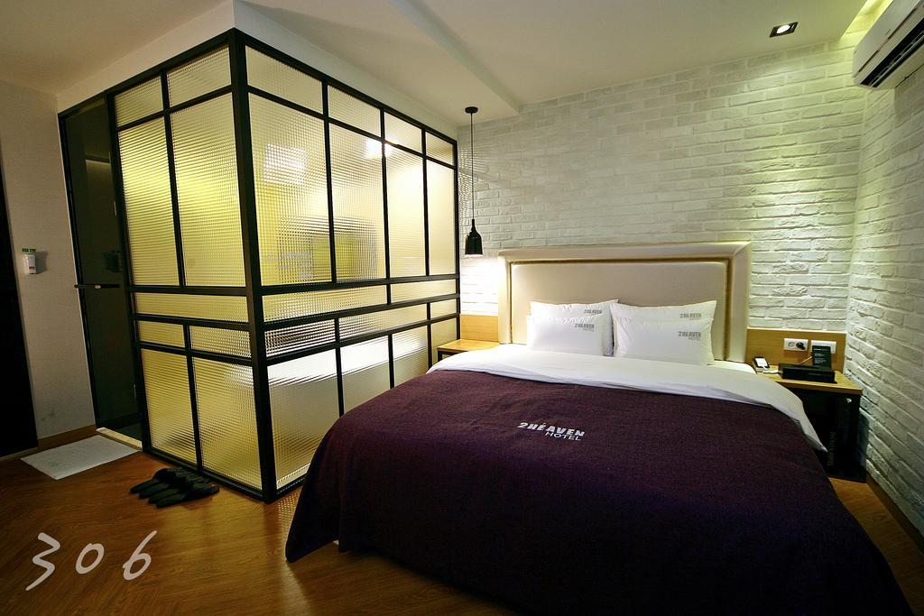 2 Heaven Hotel Seomyeon Busan Ngoại thất bức ảnh