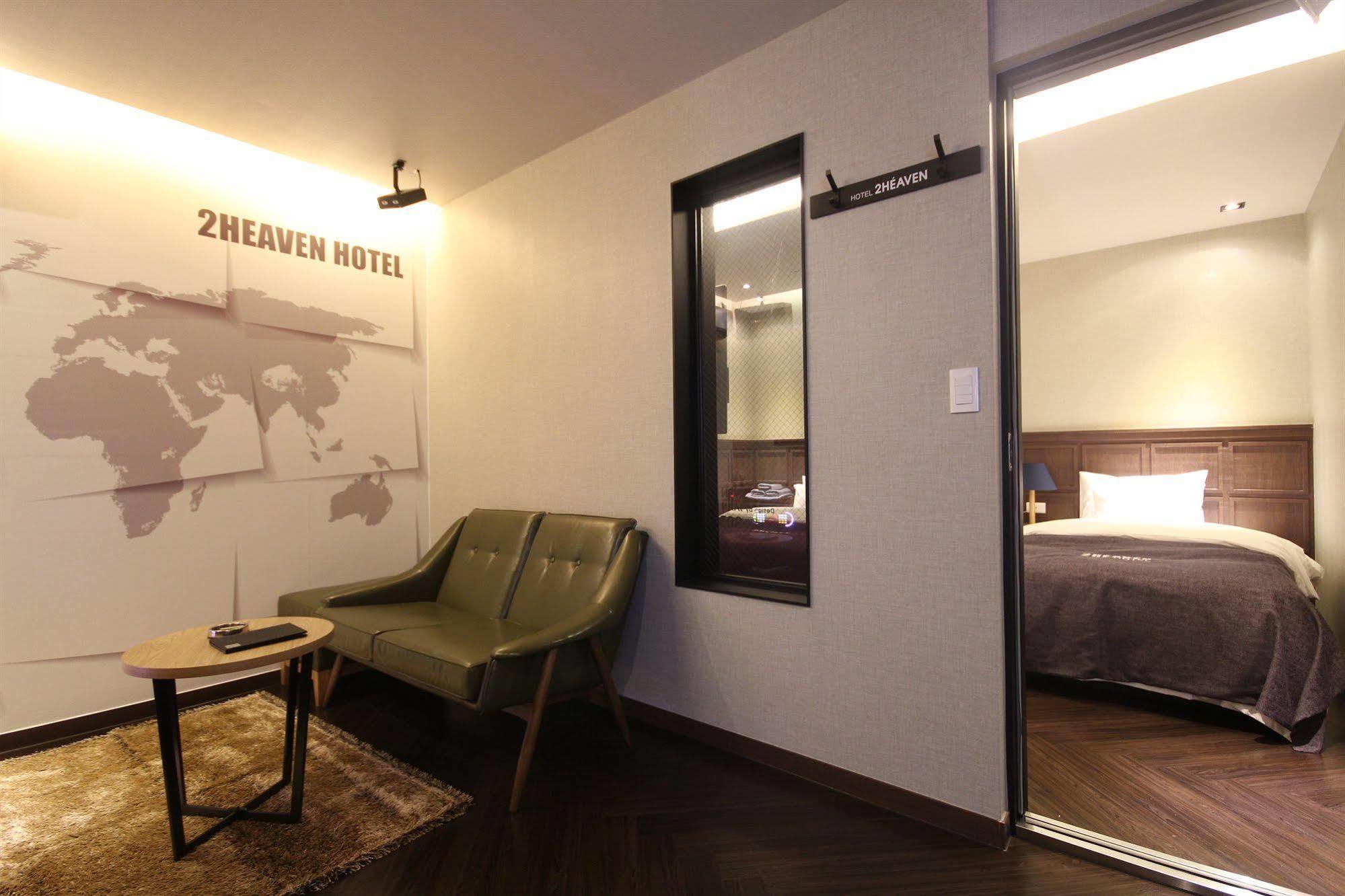2 Heaven Hotel Seomyeon Busan Ngoại thất bức ảnh