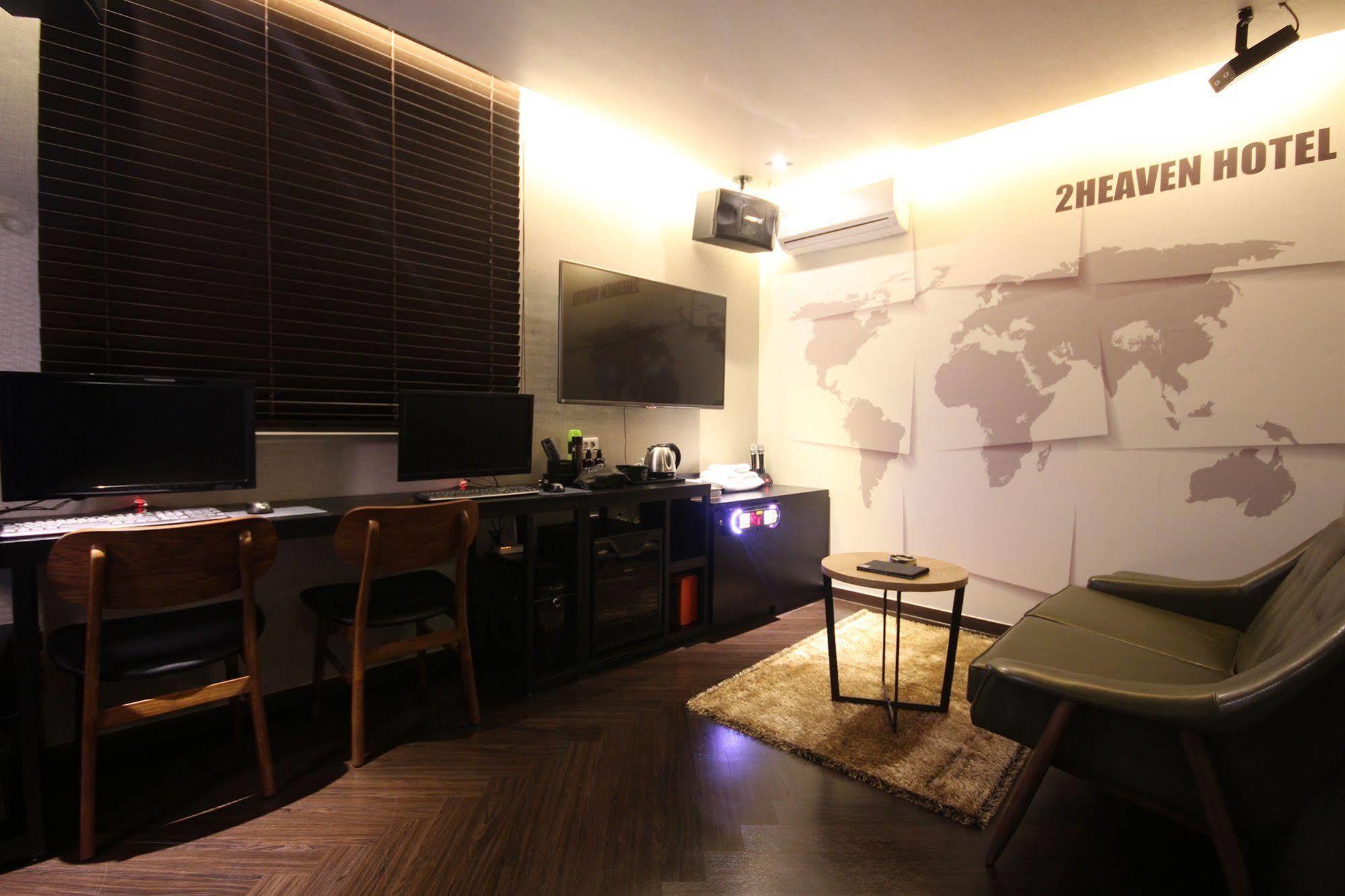 2 Heaven Hotel Seomyeon Busan Ngoại thất bức ảnh